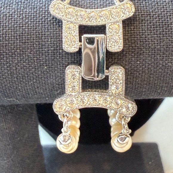 Vintage 2 Strand faux pearl blue rhinestone bracelet - Picture 6 of 16